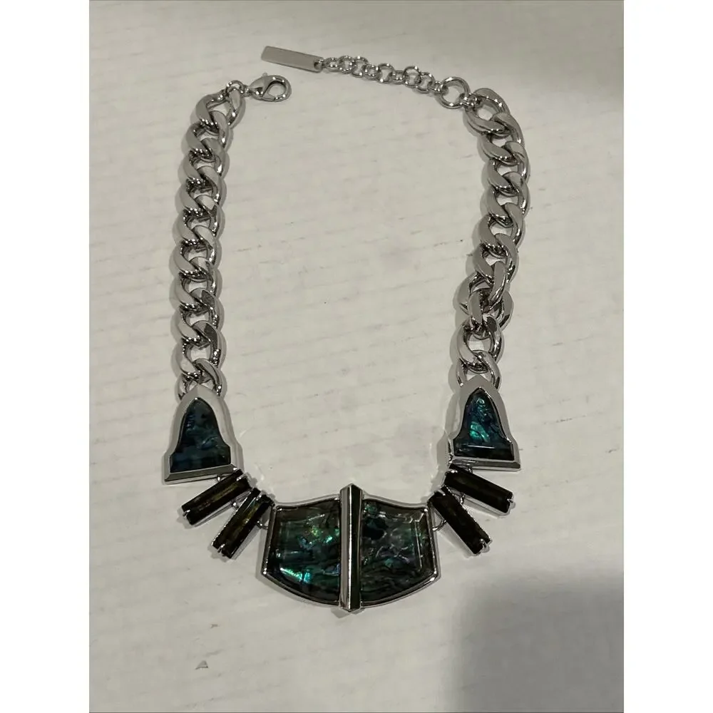 VINCE CAMUTO Green Stone Thick Link Silver Tone Statement Necklace 17.5”